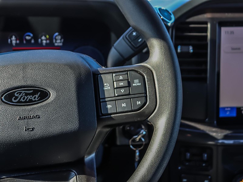 2025 Ford F-150 STX 4WD SuperCrew 5.5' Box