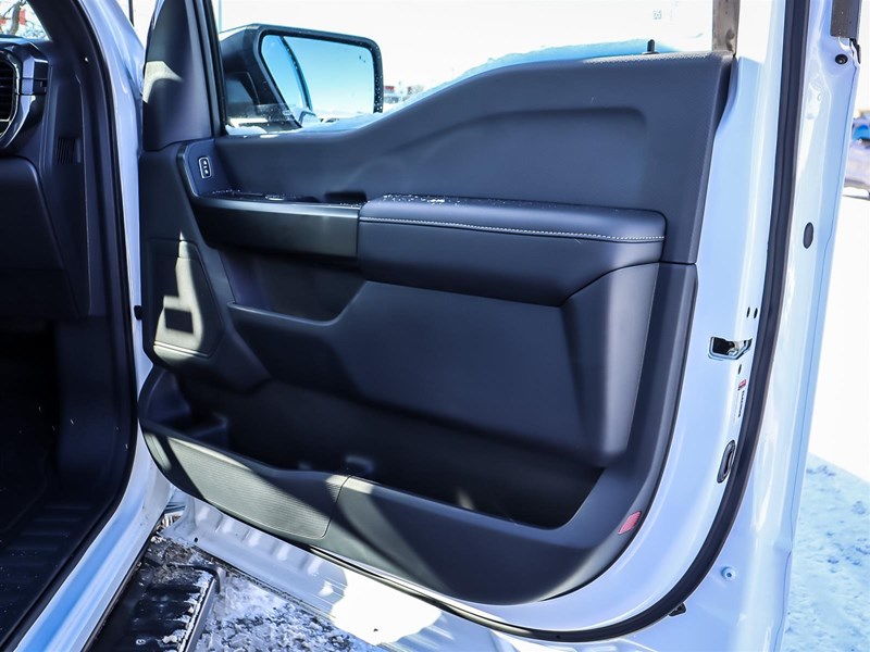 2025 Ford F-150 STX 4WD SuperCrew 5.5' Box