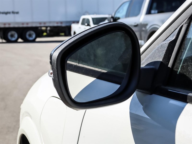 2025 Ford Mustang Mach-E Premium AWD