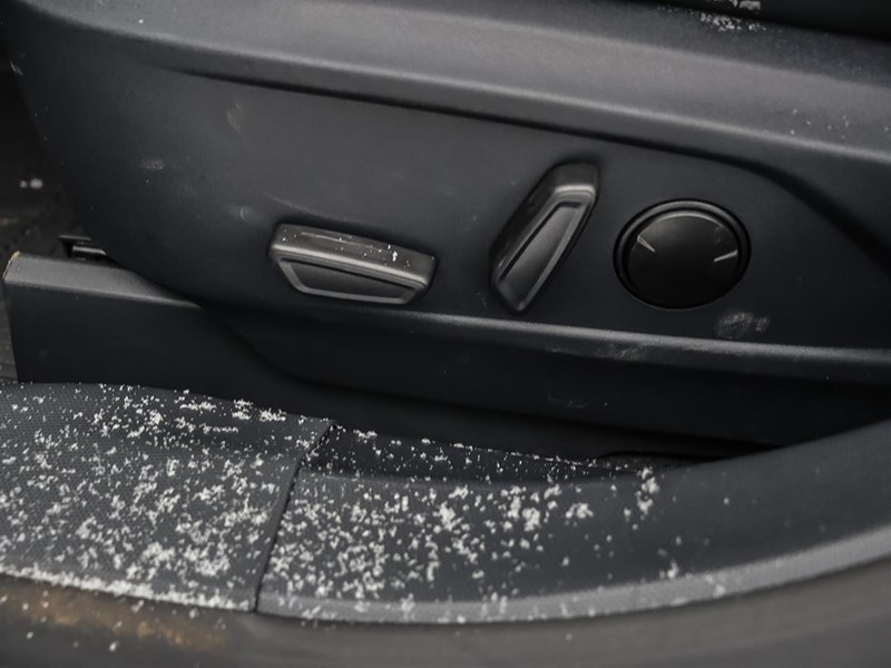 2025 Ford Mustang Mach-E Select AWD