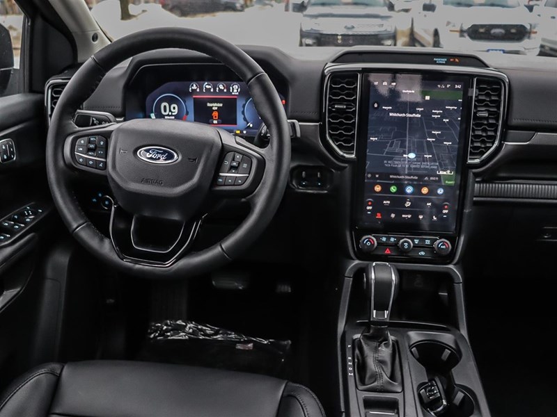 2025 Ford Ranger LARIAT 4WD SuperCrew 5' Box