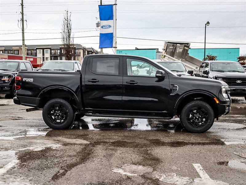 2025 Ford Ranger LARIAT 4WD SuperCrew 5' Box
