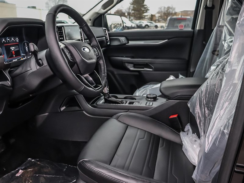 2025 Ford Ranger LARIAT 4WD SuperCrew 5' Box