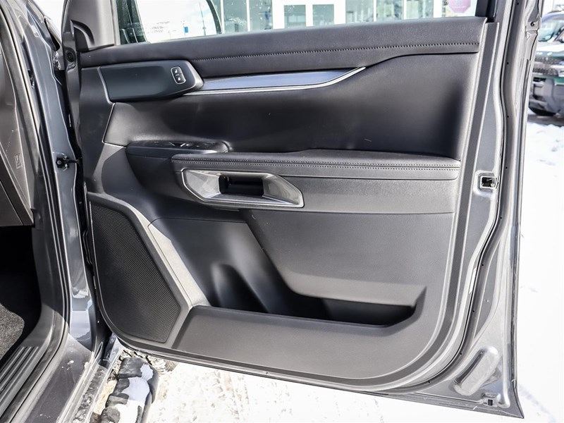 2025 Ford Ranger LARIAT 4WD SuperCrew 5' Box