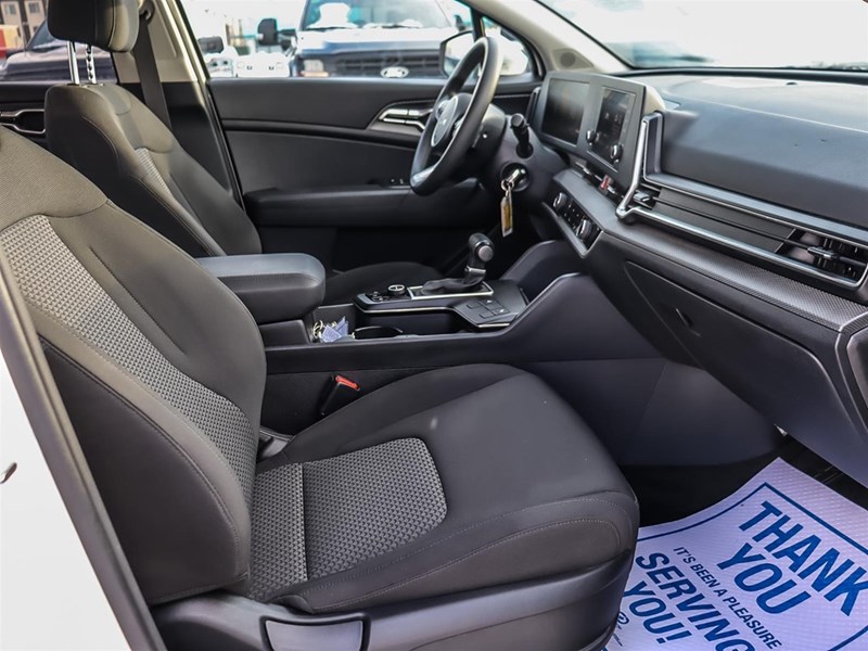 2025 Kia Sportage LX AWD