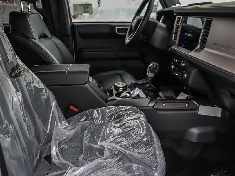 2026 Ford Bronco Outer Banks 4 Door 4x4