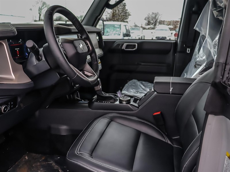 2026 Ford Bronco Outer Banks 4 Door 4x4