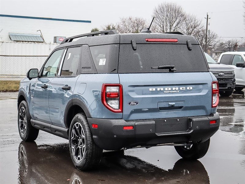 2026 Ford Bronco Sport Outer Banks 4x4
