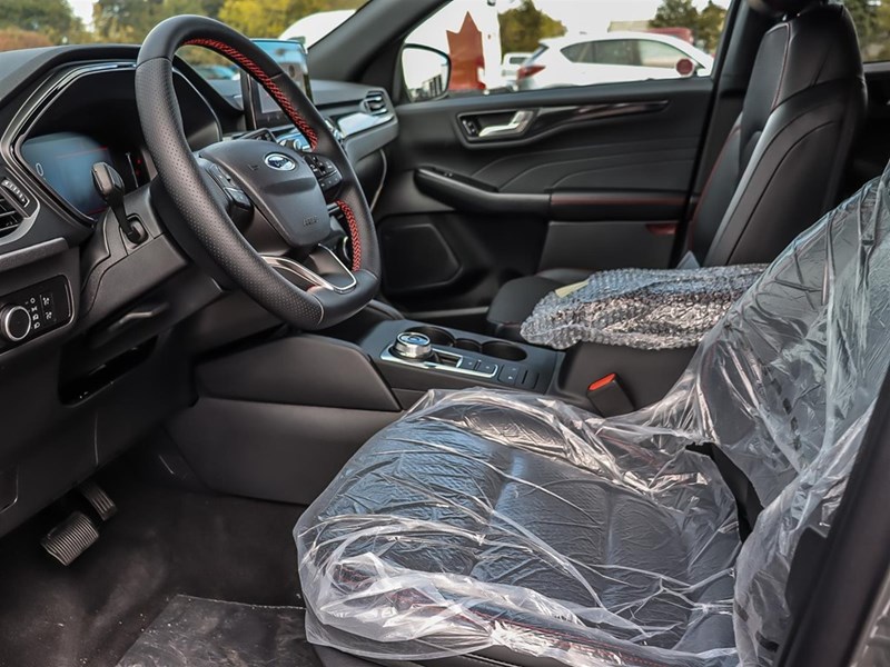 2026 Ford Escape ST-Line AWD