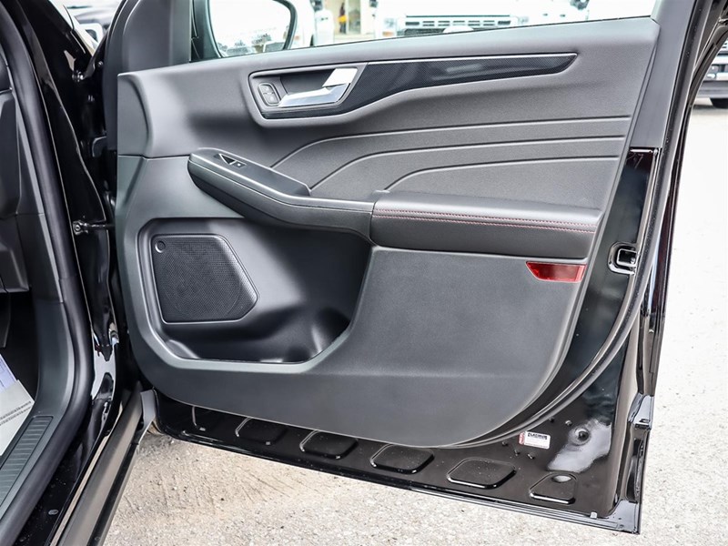 2026 Ford Escape ST-Line AWD