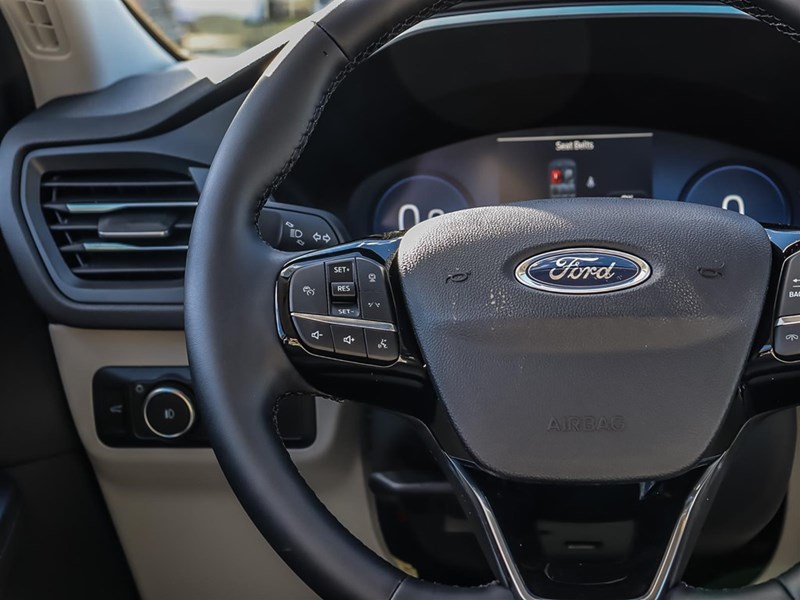 2026 Ford Escape Platinum AWD