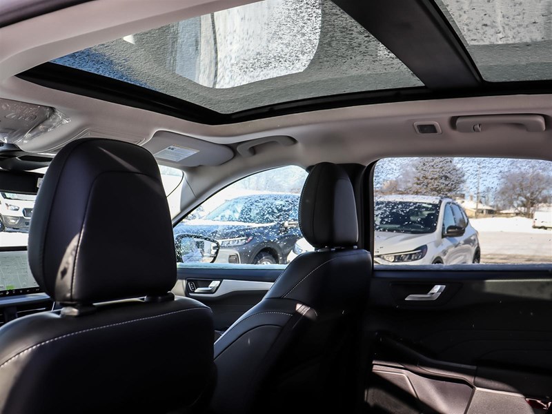 2026 Ford Escape Platinum AWD