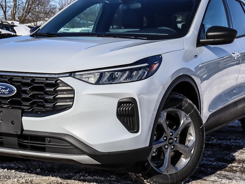 2026 Ford Escape ST-Line AWD