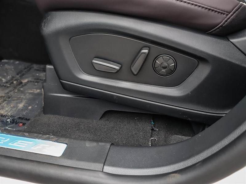 2026 Ford Explorer Platinum 4WD