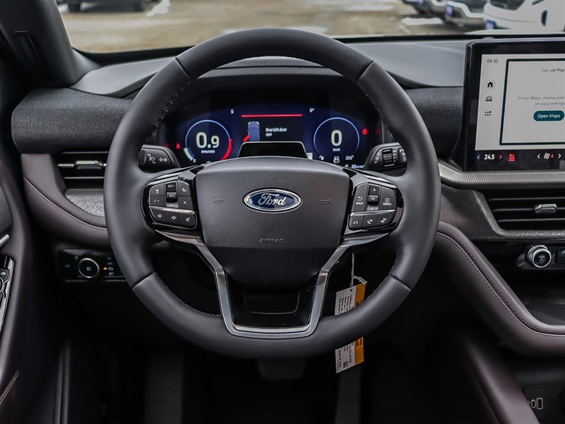 2026 Ford Explorer Platinum 4WD