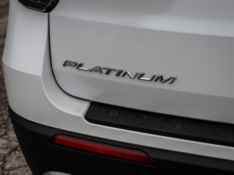 2026 Ford Explorer Platinum 4WD