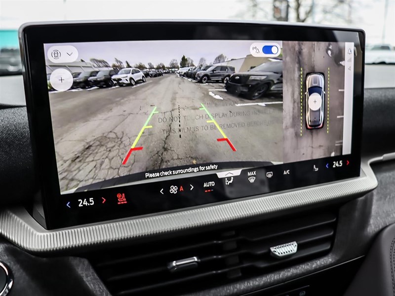 2026 Ford Explorer Platinum 4WD