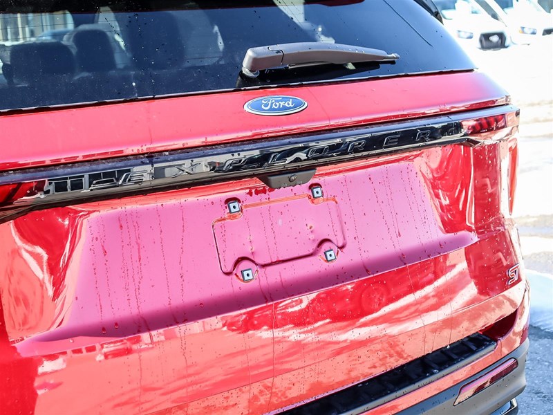 2026 Ford Explorer ST 4WD