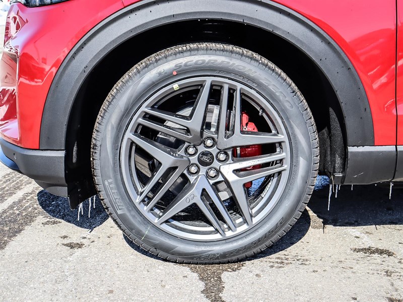 2026 Ford Explorer ST 4WD