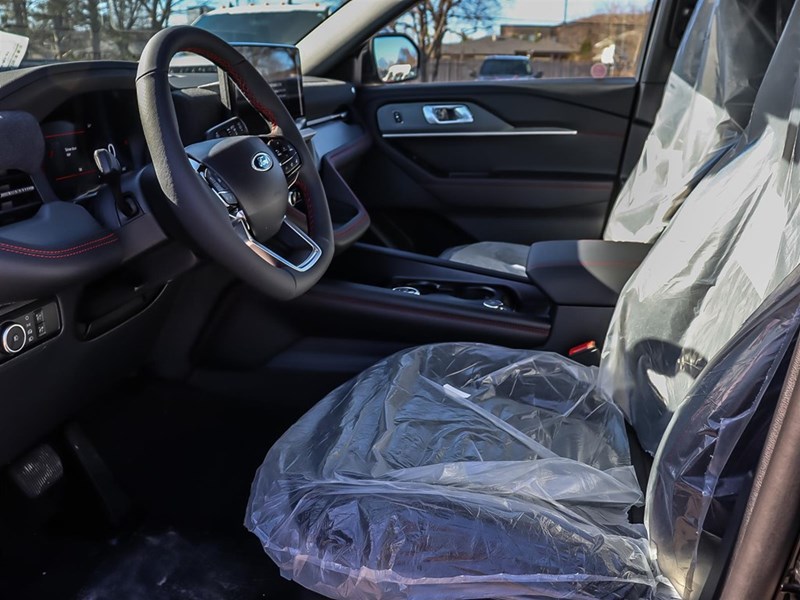 2026 Ford Explorer ST-Line 4WD