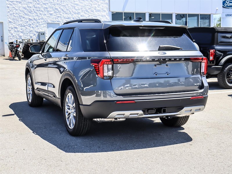 2026 Ford Explorer Active w/200A Pkg 4WD