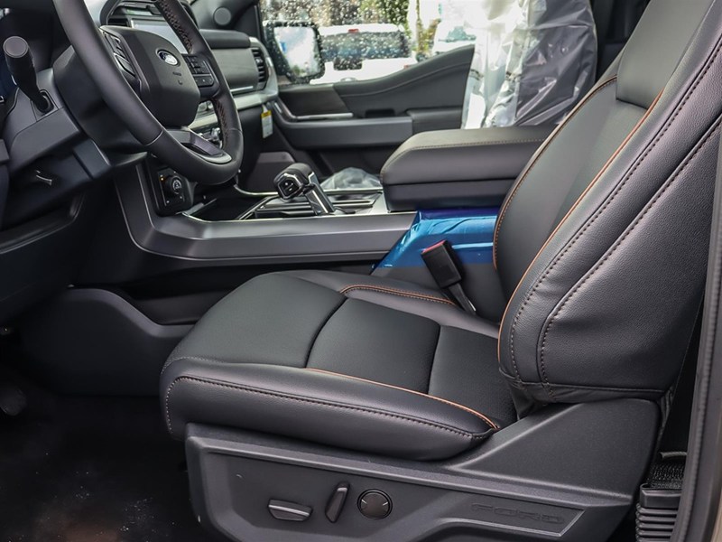 2026 Ford F-150 LARIAT 4WD SuperCrew 5.5' Box