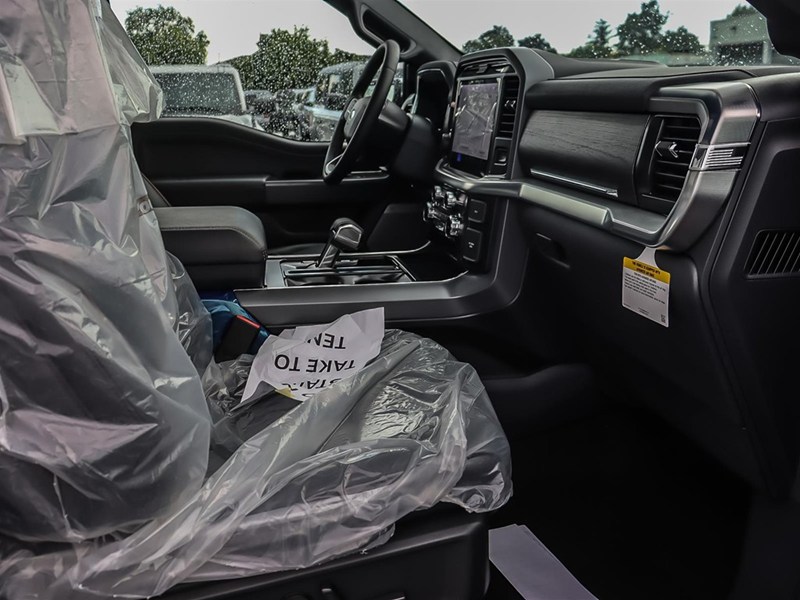 2026 Ford F-150 LARIAT 4WD SuperCrew 5.5' Box
