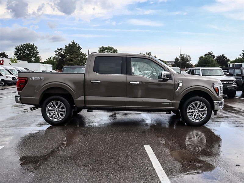 2026 Ford F-150 LARIAT 4WD SuperCrew 5.5' Box