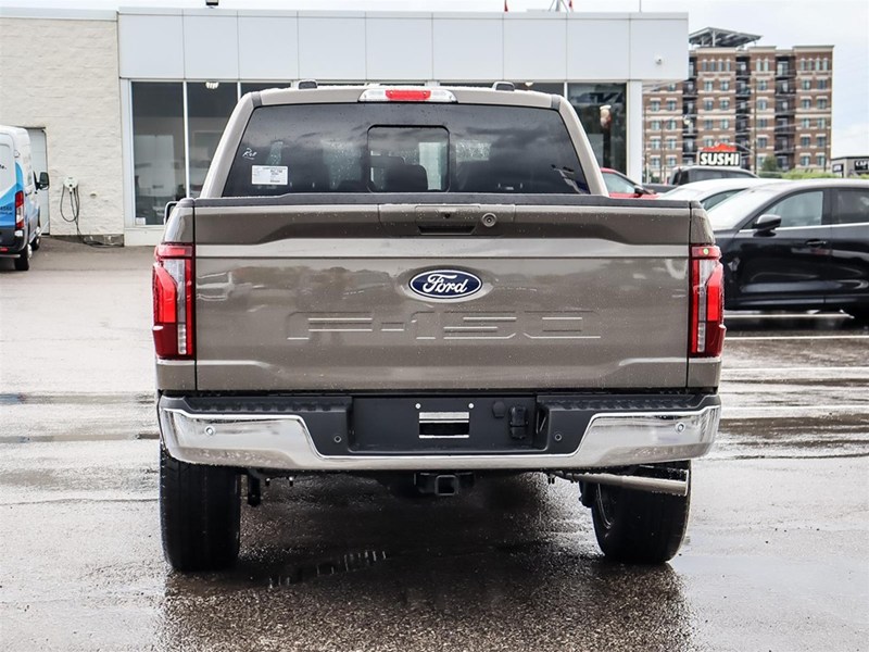2026 Ford F-150 LARIAT 4WD SuperCrew 5.5' Box