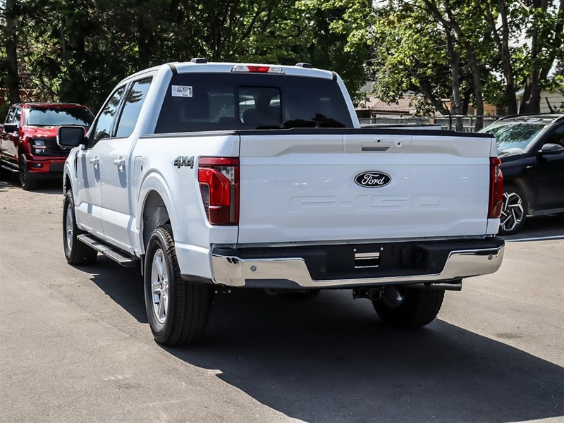 2026 Ford F-150 XLT 4WD SuperCrew 5.5' Box