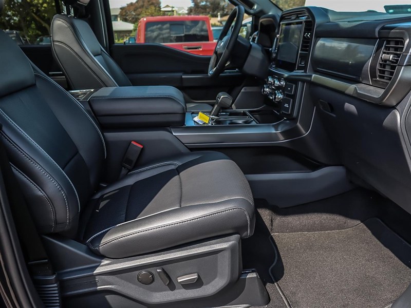 2026 Ford F-150 LARIAT 4WD SuperCrew 5.5' Box