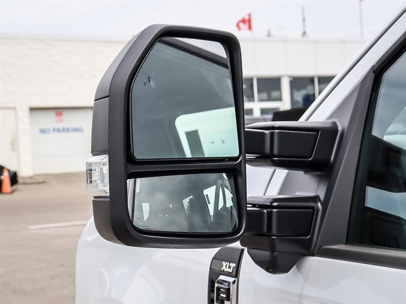 2026 Ford Super Duty F-250 SRW XLT 4WD SuperCab 8' Box