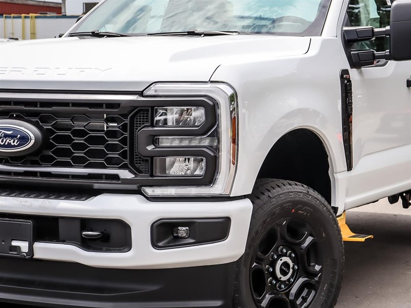 2026 Ford Super Duty F-250 SRW XL 4WD Reg Cab 8' Box