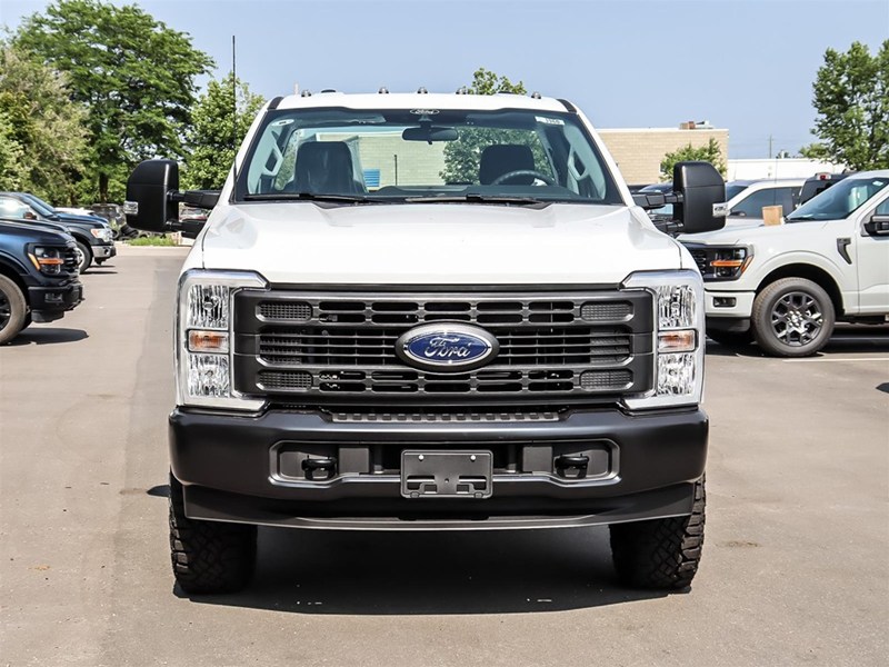 2026 Ford Super Duty F-250 SRW XL 4WD Reg Cab 8' Box