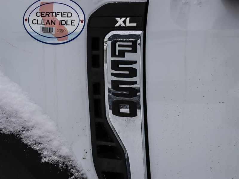 2026 FORD SUPER DUTY F-550 DRW XL 4WD Crew Cab 179