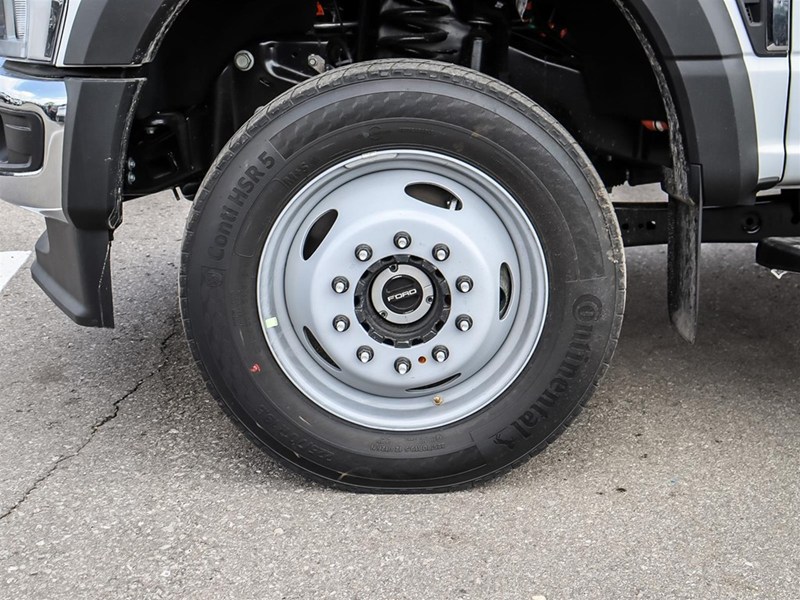 2026 Ford Super Duty F-550 DRW XL 4WD Reg Cab 145