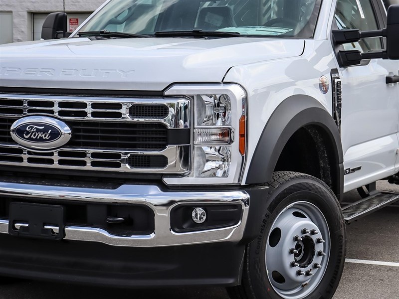 2026 Ford Super Duty F-550 DRW XL 4WD Reg Cab 145