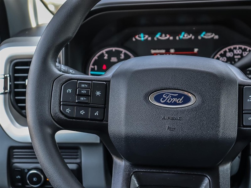 2026 Ford Super Duty F-550 DRW XL 4WD Crew Cab 179