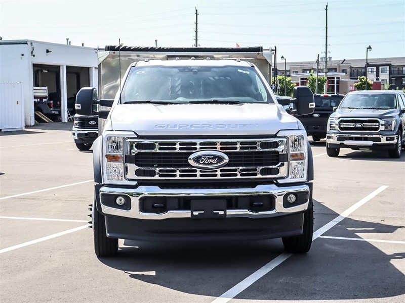 2026 Ford Super Duty F-550 DRW XL 4WD Crew Cab 179