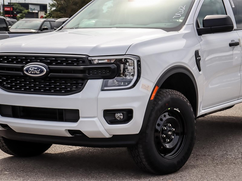 2026 Ford Ranger XL 4WD SuperCrew 5' Box