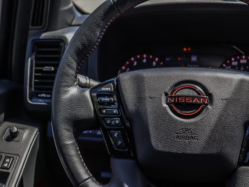 2023 Nissan Frontier Crew Cab PRO-4X Standard Bed 4x4