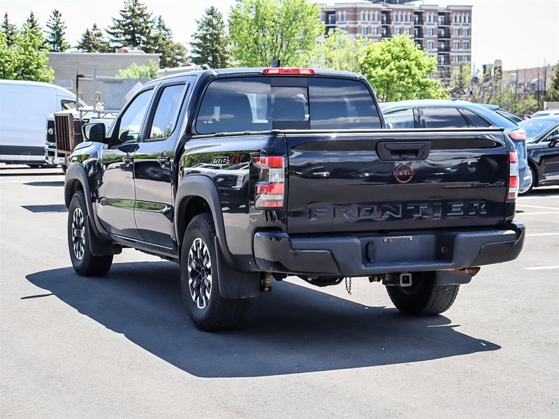 2023 Nissan Frontier Crew Cab PRO-4X Standard Bed 4x4