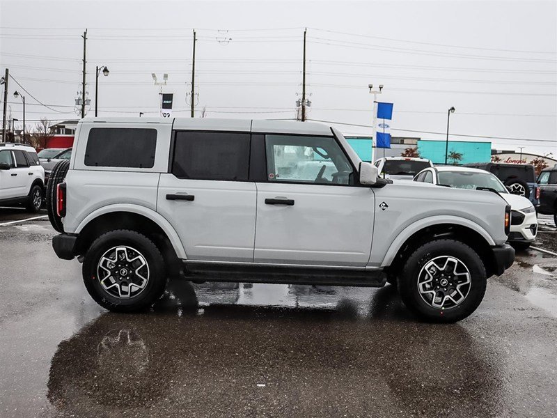 2026 Ford Bronco Outer Banks 4 Door 4x4