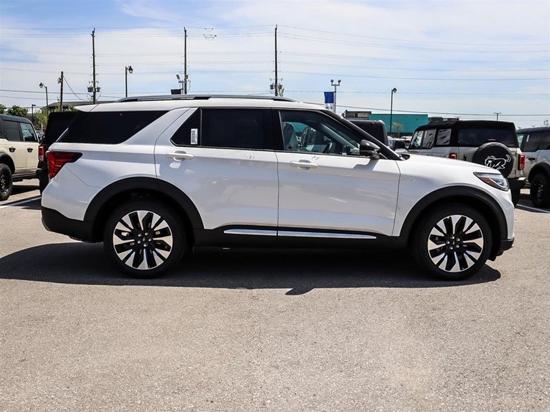 2026 Ford Explorer Platinum 4WD