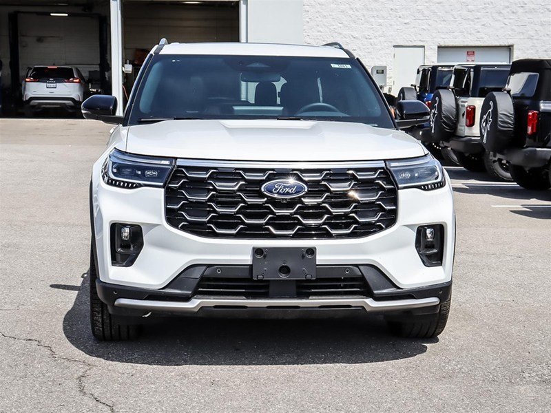 2026 Ford Explorer Platinum 4WD