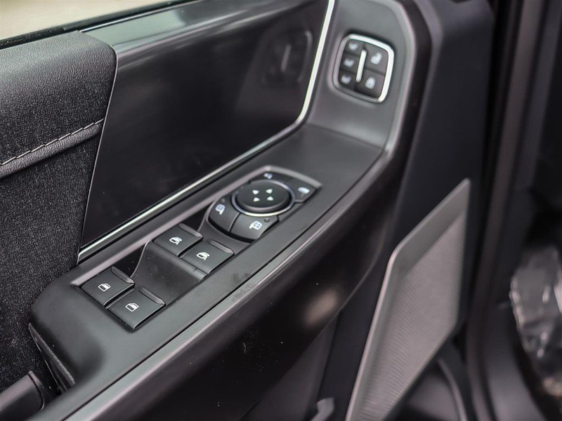 2026 Ford F-150 LARIAT 4WD SuperCrew 5.5' Box