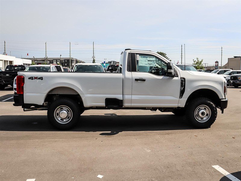 2026 Ford Super Duty F-250 SRW XL 4WD Reg Cab 8' Box
