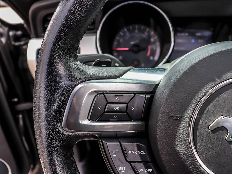 2017 Ford Mustang 2dr Conv EcoBoost Premium