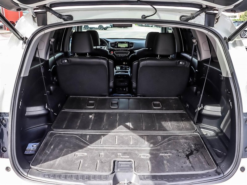 2022 Honda Pilot Touring 7-Passenger AWD