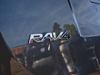 2018 Toyota RAV4 FWD XLE/ SUPER LOW KM/BLIND SPOT